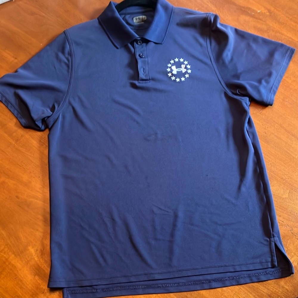 Under Armour men’s Golf Shirt. Circle of Stars
